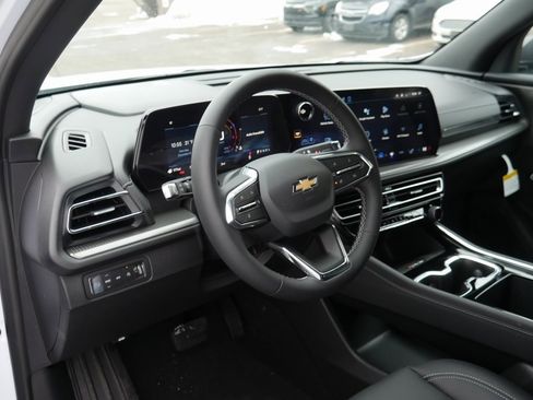 New 2026 Chevrolet Traverse LT w/ LPO, Floor Liner Package image 10