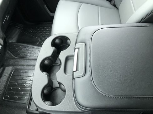 New 2026 RAM 3500 Tradesman w/ Chrome Appearance Group image 25