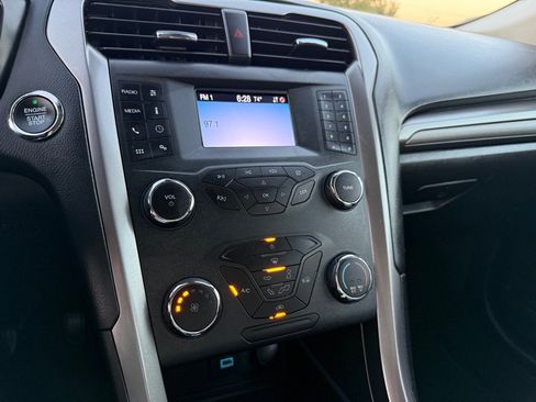 Used 2020 Ford Fusion S image 28