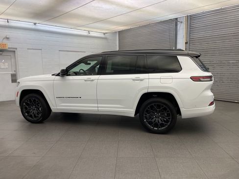 New 2026 Jeep Grand Cherokee L Summit AWD/4WD image 8