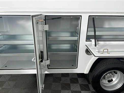 New 2025 Chevrolet Express 3500 w/ Power Convenience Package image 12