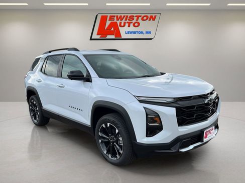 New 2026 Chevrolet Equinox RS w/ Convenience Package III AWD/4WD image 14