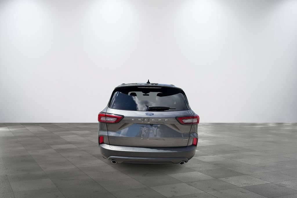 Used 2025 Ford Escape ST-Line w/ Equipment Group 301A FWD image 5