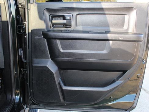 Used 2017 RAM 2500 Tradesman w/ Chrome Appearance Group image 14