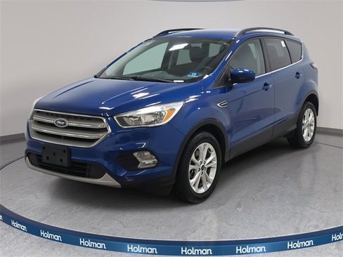Used 2018 Ford Escape SE image 1