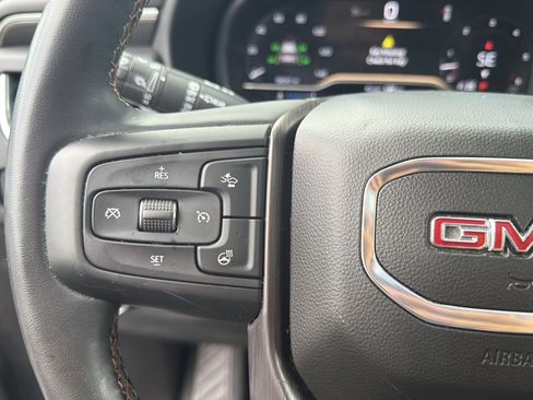 Used 2023 GMC Yukon AT4 w/ AT4 Premium Package AWD/4WD image 33