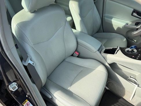 Used 2010 Toyota Prius One image 11