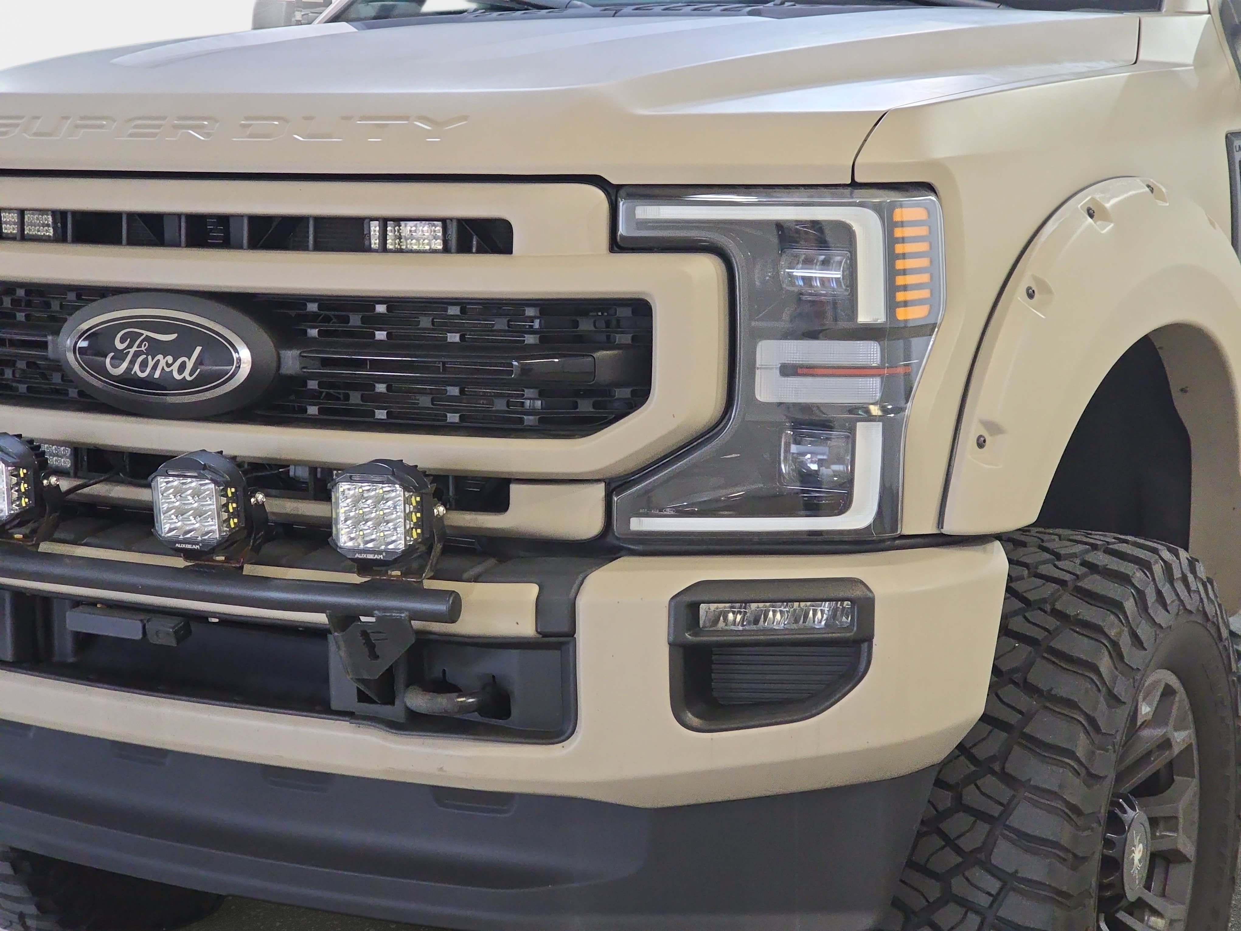 Used 2022 Ford F250 Lariat w/ Black Appearance Package AWD/4WD image 29