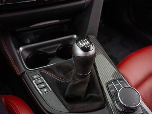 Used 2018 BMW M3 RWD image 29