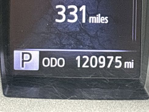 Used 2017 Toyota Tacoma TRD Off-Road image 21