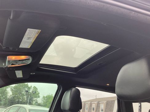 Used 2018 Jeep Grand Cherokee Altitude image 12