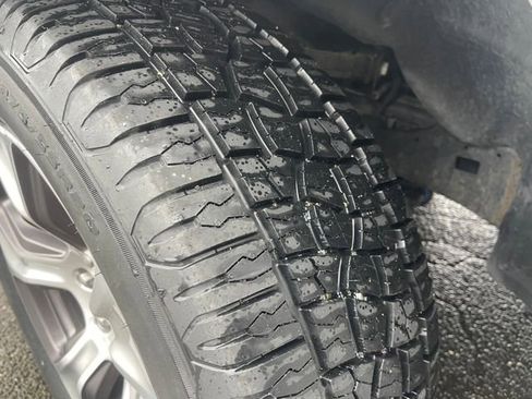 Used 2022 RAM 1500 Laramie AWD/4WD image 37