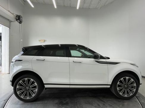 Used 2026 Land Rover Range Rover Evoque S AWD/4WD image 14