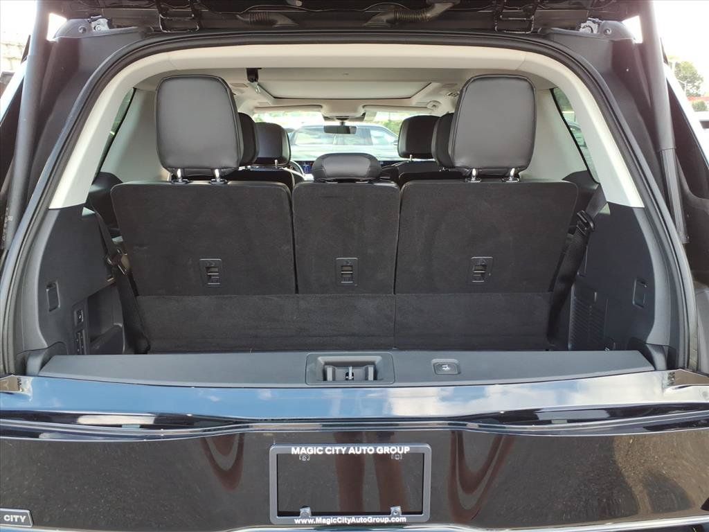 Used 2026 Lincoln Navigator Reserve AWD/4WD image 7