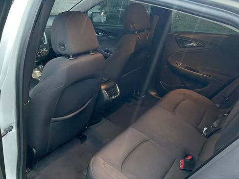Used 2019 Chevrolet Malibu LT FWD image 12