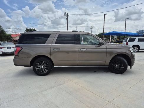 Used 2019 Ford Expedition Max Limited w/ Equipment Group 301A AWD/4WD image 5