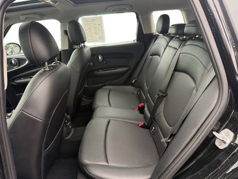 Used 2016 MINI Cooper Clubman image 16