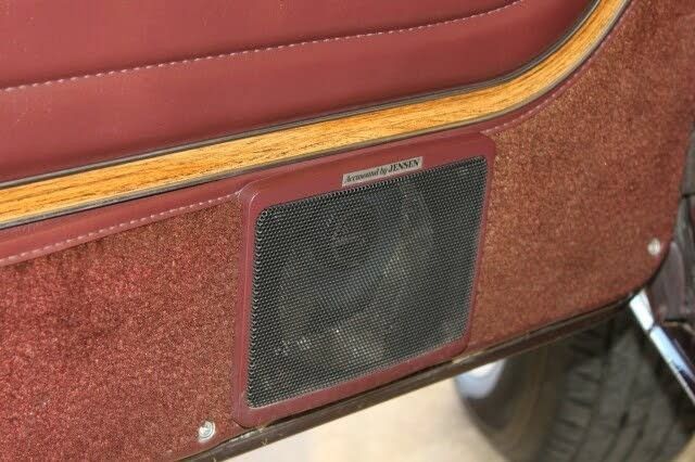Used 1989 Jeep Grand Wagoneer AWD/4WD image 72