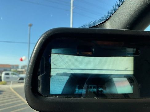 Used 2018 Dodge Journey SE w/ Popular Equipment Group FWD image 17