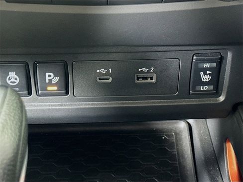 Used 2025 Nissan Frontier PRO-4X w/ Pro Convenience Package image 30