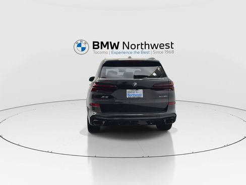New 2026 BMW X5 xDrive40i w/ M Sport Package AWD/4WD image 13