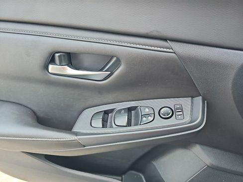 Used 2023 Nissan Sentra S FWD image 29