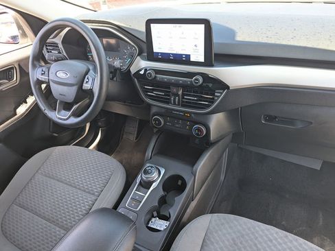 Used 2022 Ford Escape SE FWD image 32