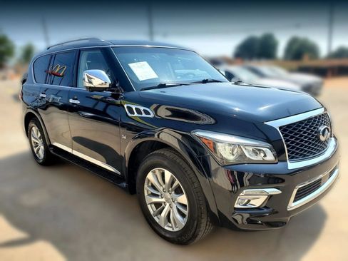 Used 2016 INFINITI QX80 4WD w/ Signature Edition Package image 18