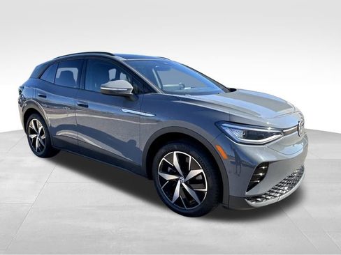 Used 2023 Volkswagen ID.4 S image 7