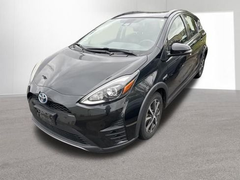 Used 2018 Toyota Prius C Three FWD image 3