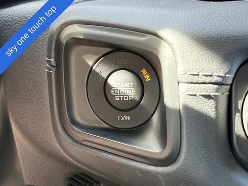 Used 2024 Jeep Wrangler Unlimited Rubicon 4xe w/ Capability Package AWD/4WD image 33