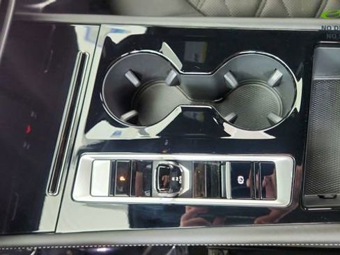 Used 2024 Volkswagen Atlas Cross Sport SE w/ Black Wheel Package image 46