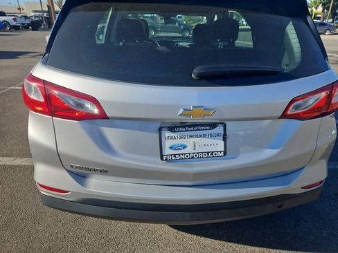 Used 2020 Chevrolet Equinox LS FWD image 8