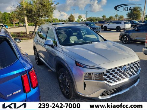 Used 2023 Hyundai Santa Fe Limited w/ Cargo Package AWD/4WD image 3
