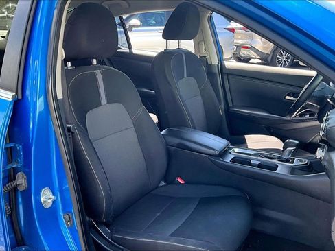 Used 2020 Nissan Sentra SV FWD image 28
