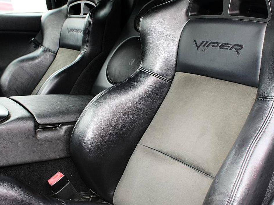 Used 2006 Dodge Viper SRT-10 RWD image 30