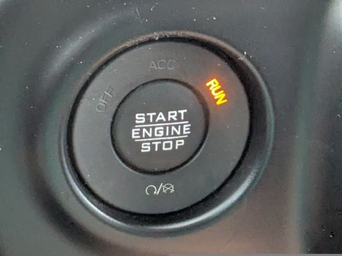 Used 2023 Jeep Wrangler Unlimited w/ Cold Weather Group AWD/4WD image 27
