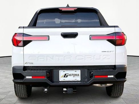 Used 2023 Hyundai Santa Cruz SEL Premium image 6