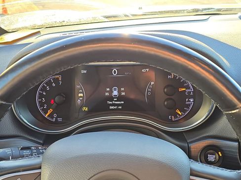 Used 2020 Jeep Grand Cherokee Altitude image 13