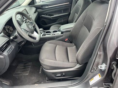 Used 2021 Nissan Altima 2.5 SV image 11
