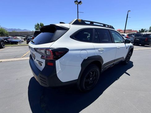 Used 2025 Subaru Outback Wilderness AWD/4WD image 4
