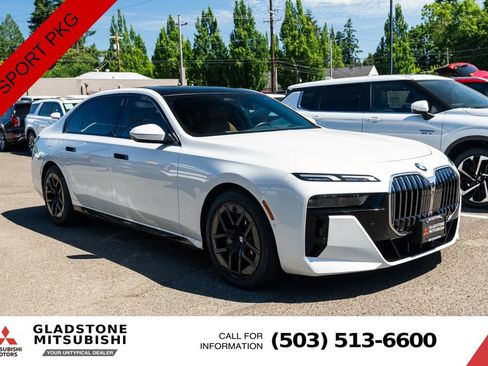 Used 2025 BMW 740i xDrive w/ Premium Package AWD/4WD image 1