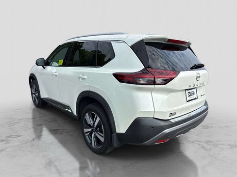 Used 2023 Nissan Rogue SL w/ SL Premium Package AWD/4WD image 3