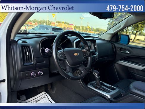 Used 2022 Chevrolet Colorado LT w/ LT Convenience Package AWD/4WD image 10