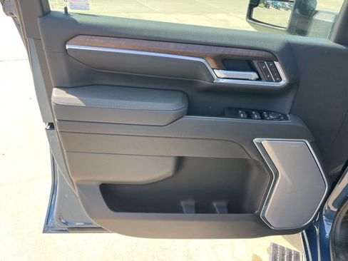 New 2026 Chevrolet Silverado 2500 High Country w/ Technology Package AWD/4WD image 17