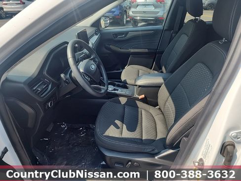 Used 2023 Ford Escape Active AWD/4WD image 14