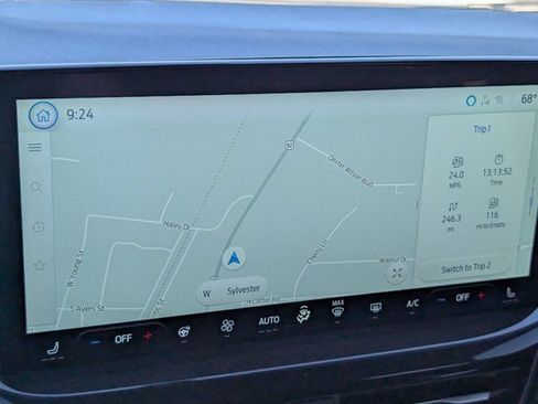 Used 2025 Ford Escape ST-Line w/ Tech Pack #1 FWD image 17