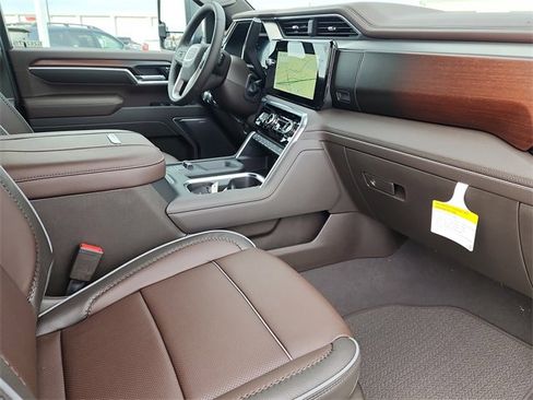 New 2026 GMC Sierra 2500 Denali w/ Denali Reserve Package image 20