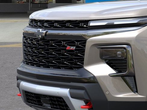 New 2026 Chevrolet Traverse Z71 w/ Enhanced Driving Package AWD/4WD image 13