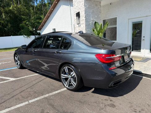 Used 2017 BMW 740i RWD image 10